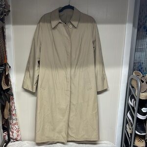 LONDON FOG MAINCOAT EDITION BEIGE ALL WEATHER TRENCH COAT 14 REG 44" LONG